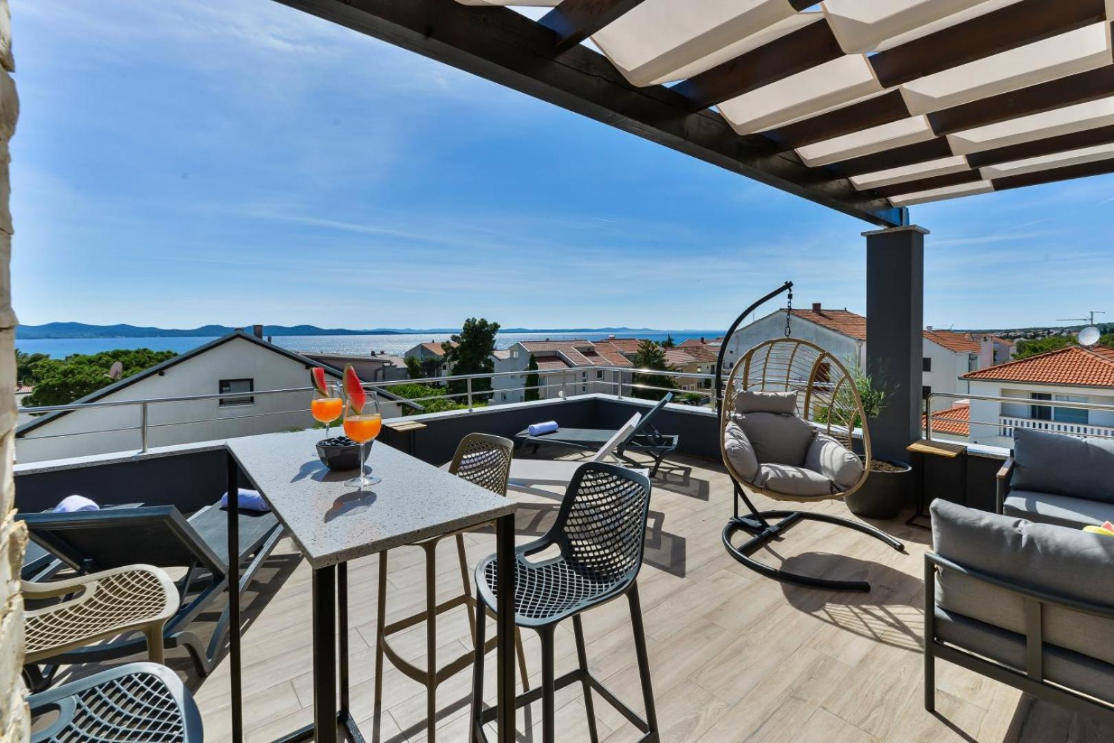 Villa Crowonder Adriana - With Heated Swimming Pool, Jacuzzi And Sauna Zara