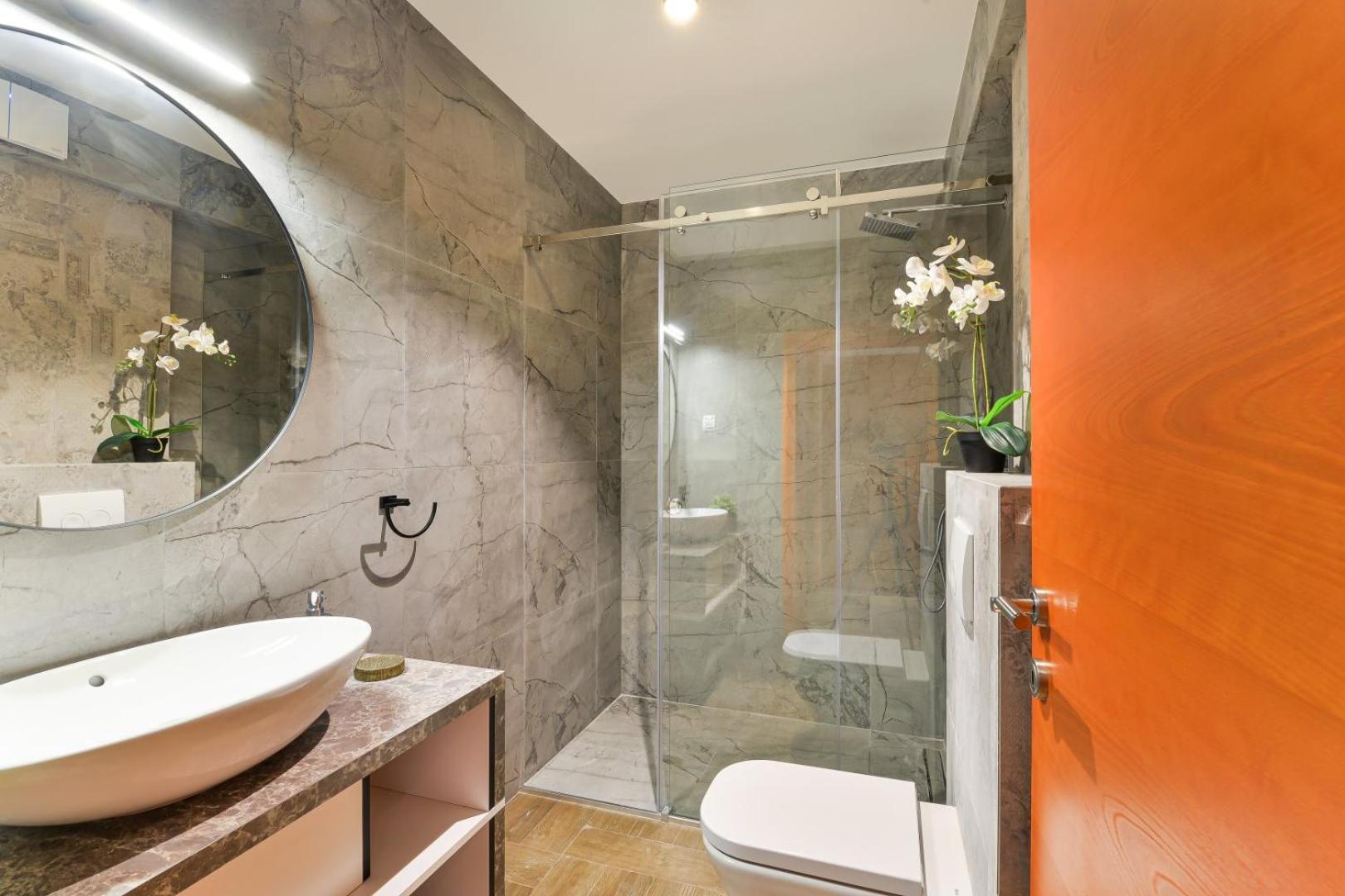Crowonder Adriana - With Heated Swimming Pool, Jacuzzi And Sauna Zara