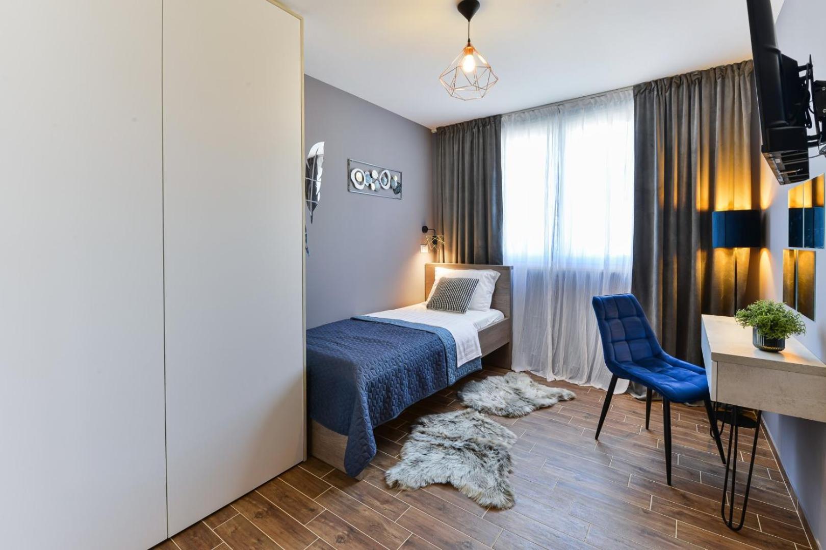 Crowonder Adriana - With Heated Swimming Pool, Jacuzzi And Sauna Zara